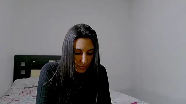 Snapshot of Saloriz_Col chatting on 10, 9, 2025 Saloriz Col online show from 10, 9, 2025