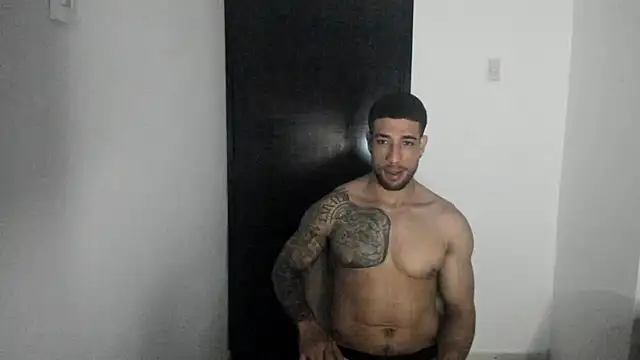 Snapshot of ThiagoLugo chatting on 2, 5, 2026 ThiagoLugo online show from 2, 5, 2026