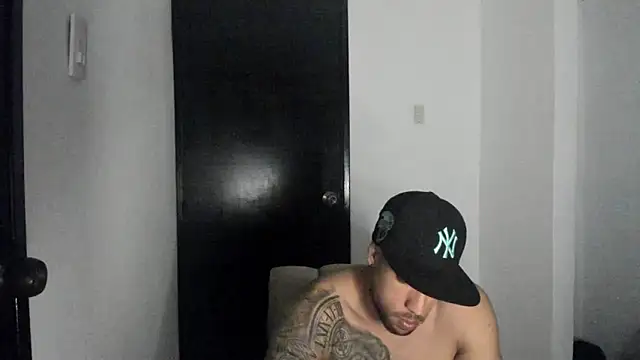 Snapshot of ThiagoLugo chatting on 4, 6, 2026 ThiagoLugo online show from 4, 6, 2026