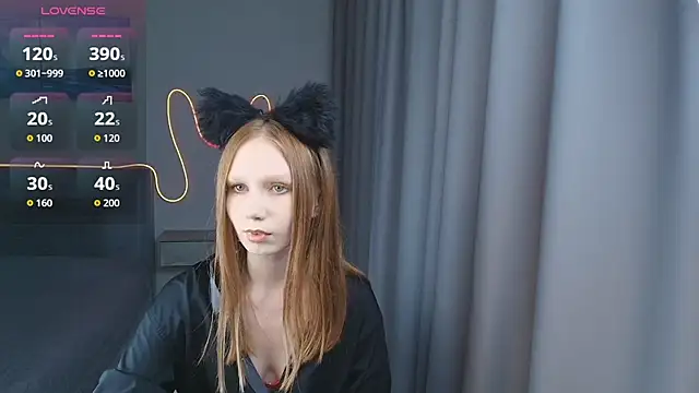 Snapshot of FoxyMira chatting on 23, 9, 2025 FoxyMira online show from 23, 9, 2025