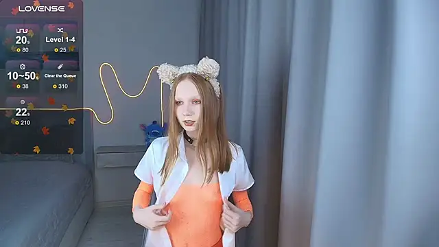 Snapshot of FoxyMira chatting on 3, 10, 2025 FoxyMira online show from 3, 10, 2025