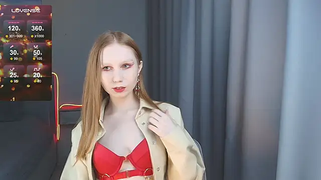 Snapshot of FoxyMira chatting on 5, 12, 2025 FoxyMira online show from 5, 12, 2025