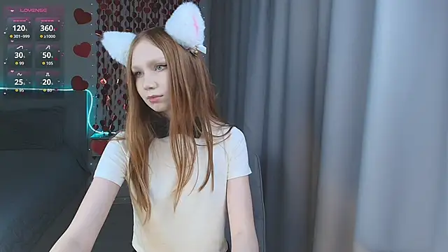 Snapshot of FoxyMira chatting on 9, 2, 2026 FoxyMira online show from 9, 2, 2026