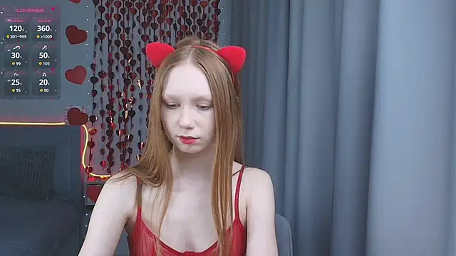 Snapshot of FoxyMira chatting on 14, 2, 2026 FoxyMira online show from 14, 2, 2026