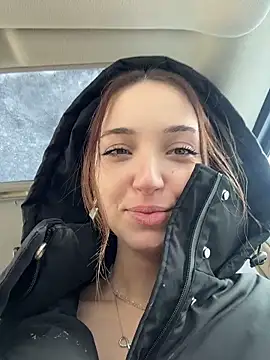 DollyTall online show from 24, 2, 2026