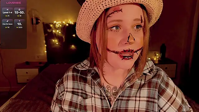 Snapshot of NaomiRey1 chatting on 31, 10, 2025 NaomiRey1 online show from 31, 10, 2025