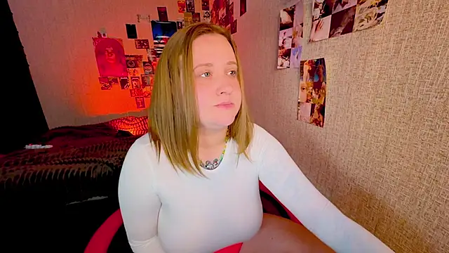 Snapshot of NaomiRey1 chatting on 27, 5, 2026 NaomiRey1 online show from 27, 5, 2026