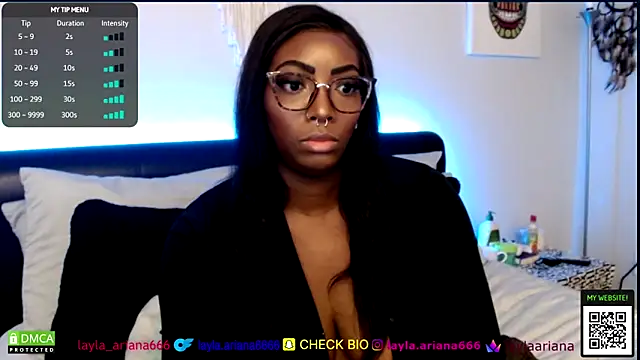 LaylaAriana online show from 7, 11, 2025