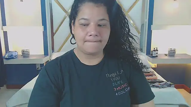 May fk online show from 24, 10, 2025