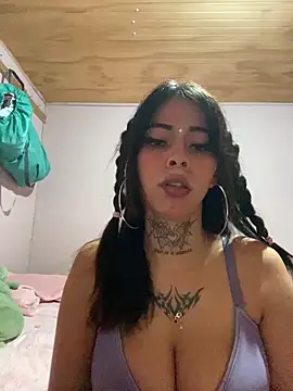 Snapshot of kiittyselenita chatting on 7, 5, 2026 kiittyselenita online show from 7, 5, 2026