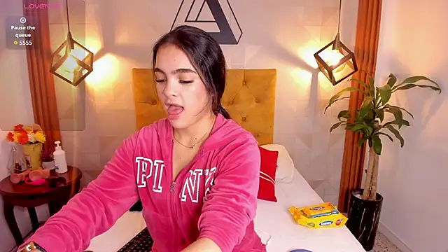 violet sweet19 online show from 11, 3, 2026