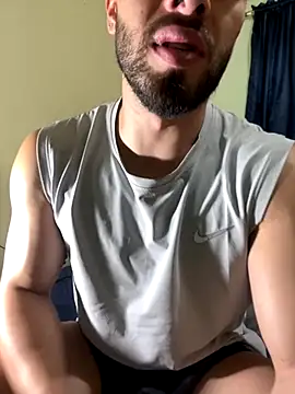 Snapshot of MaxDell chatting on 10, 9, 2025 MaxDell online show from 10, 9, 2025