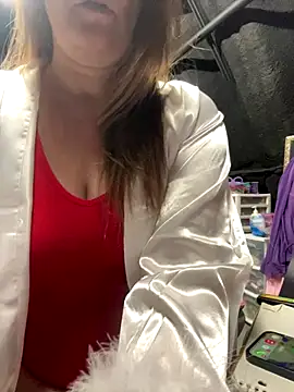 Snapshot of bigb00tycass chatting on 17, 12, 2025 bigb00tycass online show from 17, 12, 2025