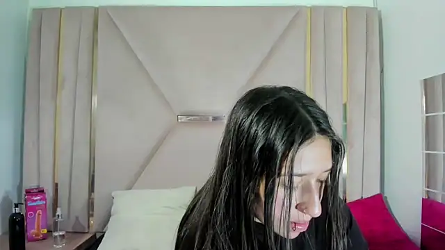 Snapshot of venusmorgan chatting on 17, 9, 2025 venusmorgan online show from 17, 9, 2025