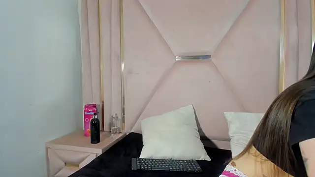 Snapshot of venusmorgan chatting on 23, 9, 2025 venusmorgan online show from 23, 9, 2025