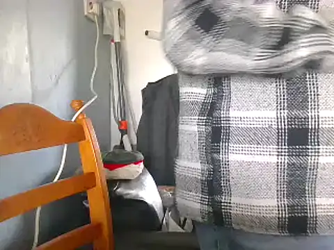 Snapshot of hefin18 chatting on 27, 1, 2025 hefin18 online show from 27, 1, 2025