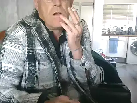 Snapshot of hefin18 chatting on 31, 1, 2025 hefin18 online show from 31, 1, 2025