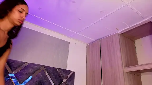 Snapshot of candice777 chatting on 19, 12, 2025 candice777 online show from 19, 12, 2025