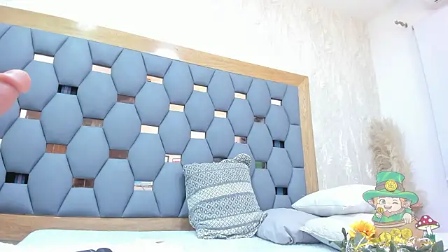 crystal sm online show from 14, 3, 2026