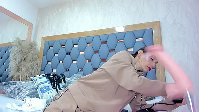 crystal sm online show from 21, 3, 2026