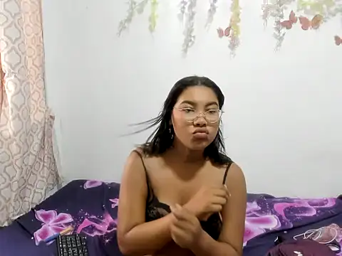 Liana hot12 online show from 19, 6, 2026