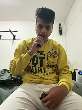 Noam7080z online show from 17, 1, 2026