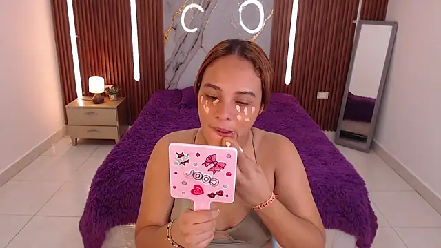 lina fajardo22 online show from 30, 9, 2025