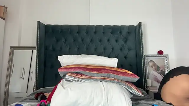 Snapshot of TangyYummyAss chatting on 27, 2, 2025 TangyYummyAss online show from 27, 2, 2025