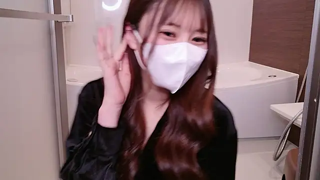 MOEMOE-Q online show from 17, 2, 2026