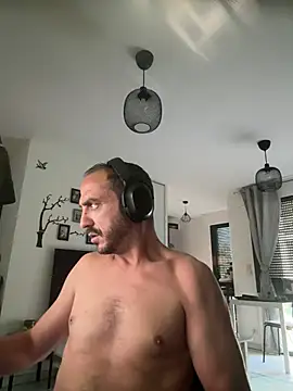 Snapshot of goncas23 chatting on 24, 5, 2026 goncas23 online show from 24, 5, 2026