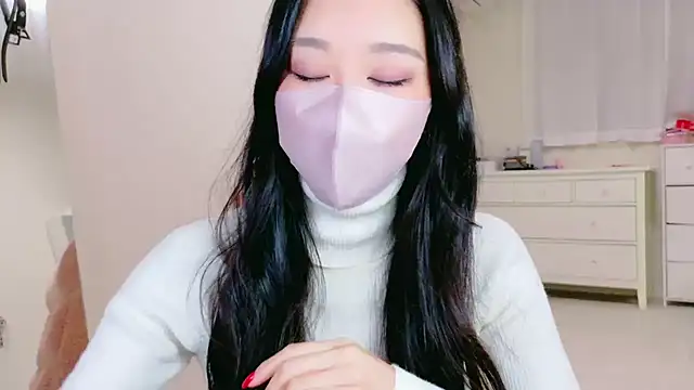 Snapshot of ramuchan_desu chatting on 11, 10, 2025 ramuchan desu online show from 11, 10, 2025