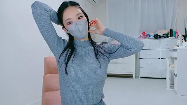 Snapshot of ramuchan_desu chatting on 12, 10, 2025 ramuchan desu online show from 12, 10, 2025