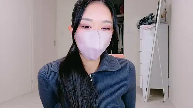 Snapshot of ramuchan_desu chatting on 15, 10, 2025 ramuchan desu online show from 15, 10, 2025