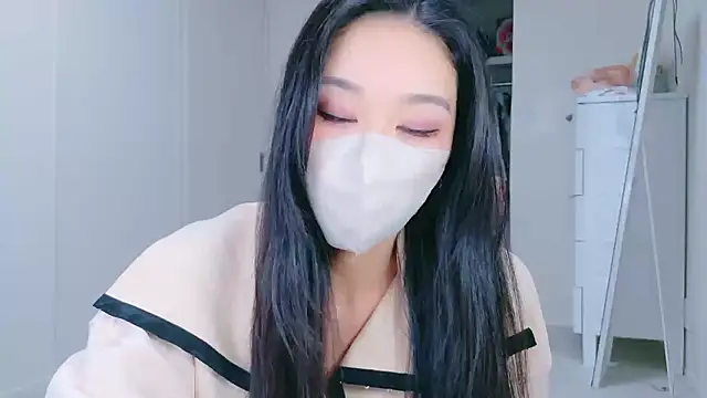 Snapshot of ramuchan_desu chatting on 21, 10, 2025 ramuchan desu online show from 21, 10, 2025