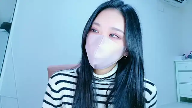 Snapshot of ramuchan_desu chatting on 12, 11, 2025 ramuchan desu online show from 12, 11, 2025