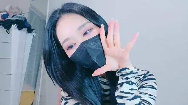 Snapshot of ramuchan_desu chatting on 18, 11, 2025 ramuchan desu online show from 18, 11, 2025