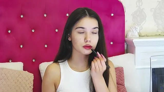 Snapshot of AlexisDevine chatting on 20, 4, 2026 AlexisDevine online show from 20, 4, 2026
