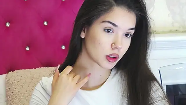 Snapshot of AlexisDevine chatting on 2, 5, 2026 AlexisDevine online show from 2, 5, 2026
