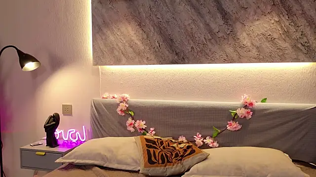 MilkMeSoftly online show from 23, 7, 2026