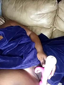 Sweet HoneyPot1 online show from 12, 4, 2026