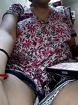 Snapshot of Trisha_71 chatting on 11, 7, 2026 Trisha 71 online show from 11, 7, 2026