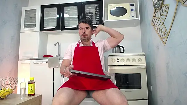 Snapshot of JuanKFit_45 chatting on 14, 11, 2025 JuanKFit 45 online show from 14, 11, 2025