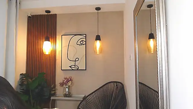 Lia Mar  online show from 9, 4, 2026