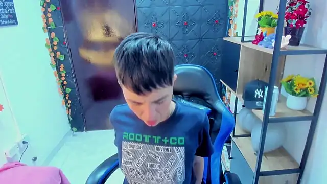 Snapshot of _Hannah_Hot chatting on 9, 4, 2026 Hannah Hot online show from 9, 4, 2026