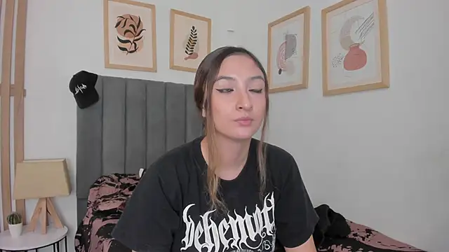 Snapshot of Alice_Dickinssonn chatting on 14, 1, 2026 Alice Dickinssonn online show from 14, 1, 2026