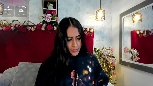 Snapshot of SarahEscobarr chatting on 18, 9, 2025 SarahEscobarr online show from 18, 9, 2025