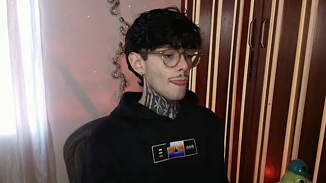 Mihail leroy online show from 19, 12, 2025