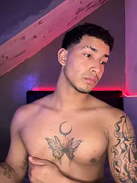 Snapshot of AlexBrasua chatting on 30, 9, 2025 AlexBrasua online show from 30, 9, 2025