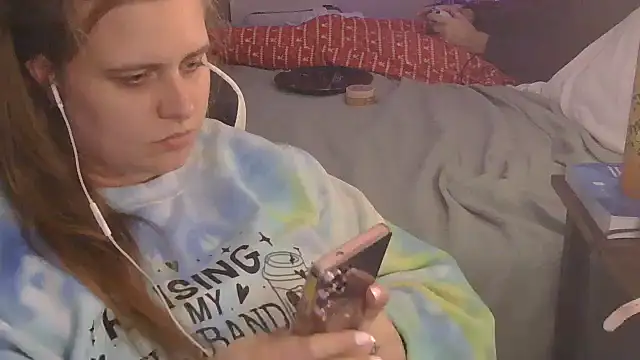 Sexyblonde12344 online show from 12, 1, 2026