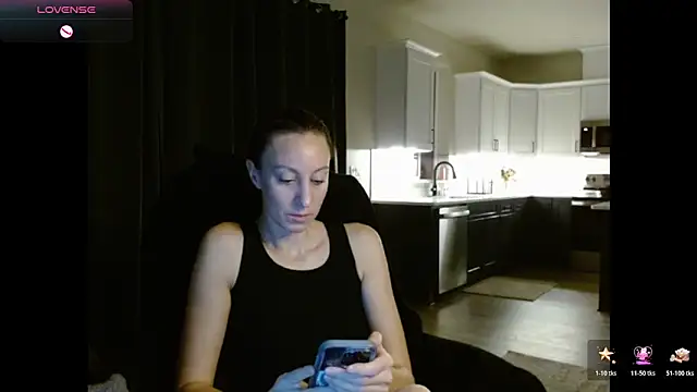 Snapshot of AnneNay chatting on 27, 2, 2026 AnneNay online show from 27, 2, 2026